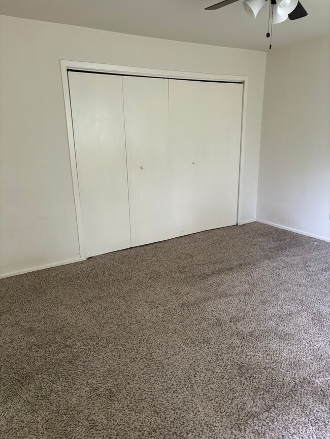 Building Photo - 16706 Running Quail Ct