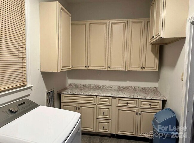 Building Photo - 6156 Mt Gallant Rd