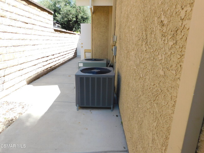 Building Photo - 29140 Quail Run Dr