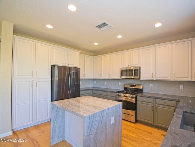Building Photo - 2798 Peavine Creek Rd