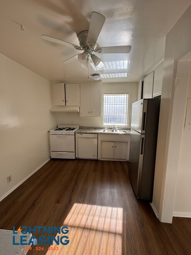 Building Photo - 4737 Orion Ave