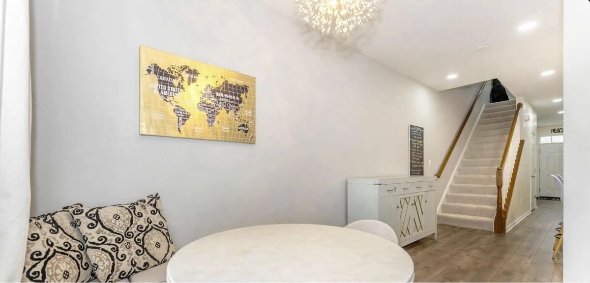 Building Photo - 639 Tivoli Rd