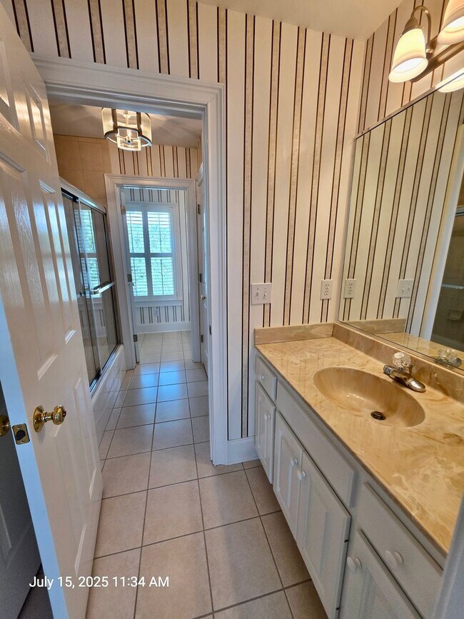 Building Photo - Executive 4 bedroom in Hamlin Plantation w...