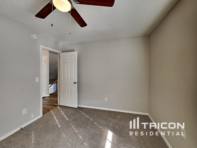 Building Photo - 1534 High Pointe Ln