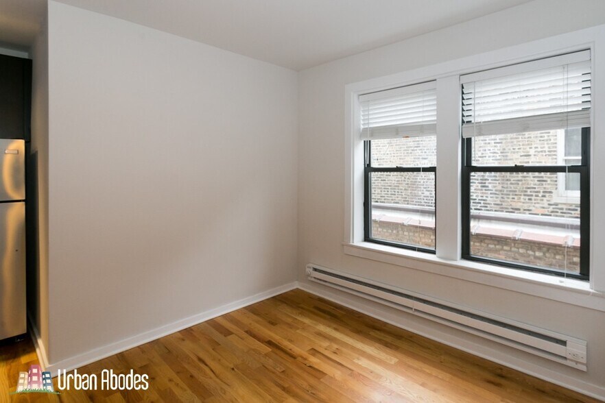 Building Photo - 2410 S Kedzie Ave