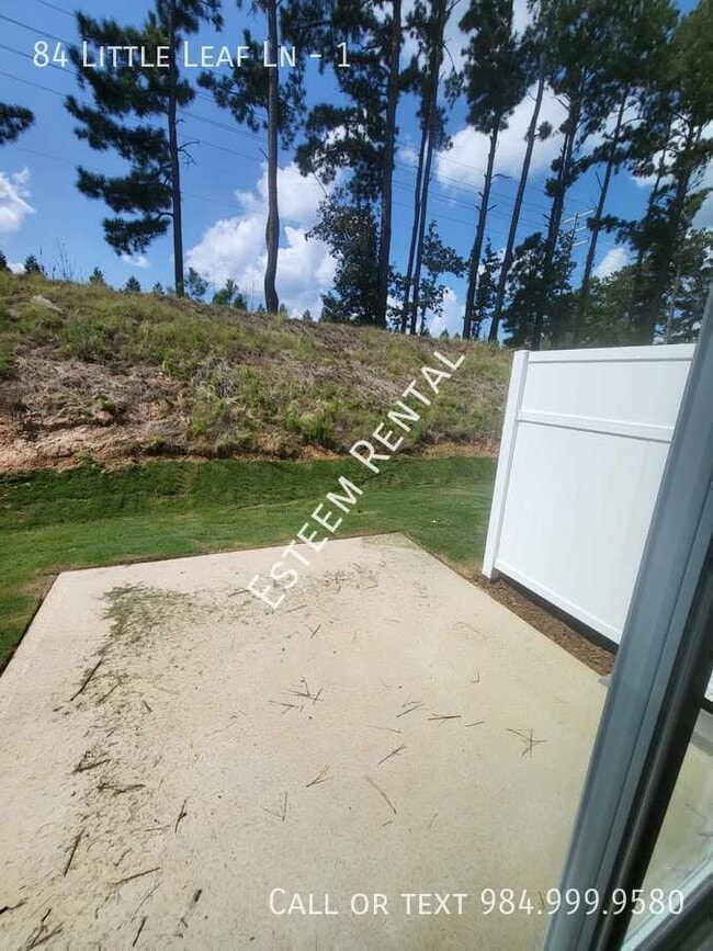 Building Photo - 84 Little Leaf Ln