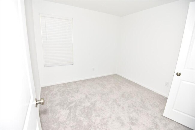 Building Photo - 16839 Rustic Star Dr