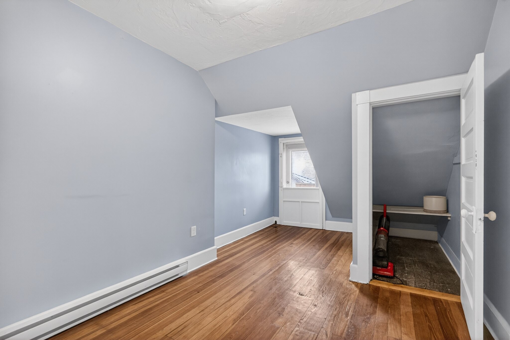 Building Photo - 46 Peirce St