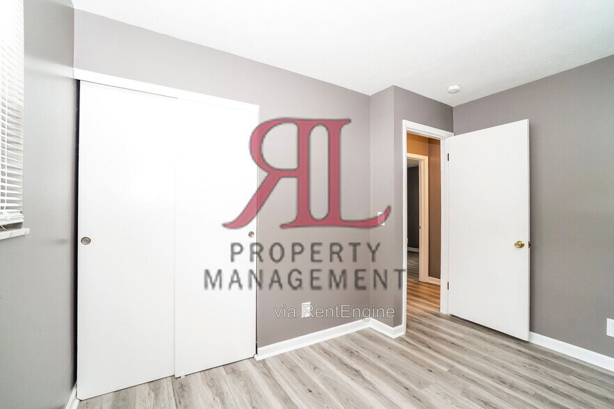 Building Photo - 1422 Weldon Ave