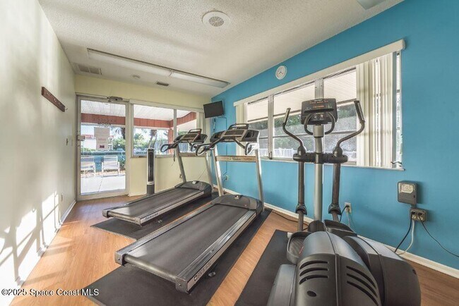 Building Photo - 57 Woodland Dr