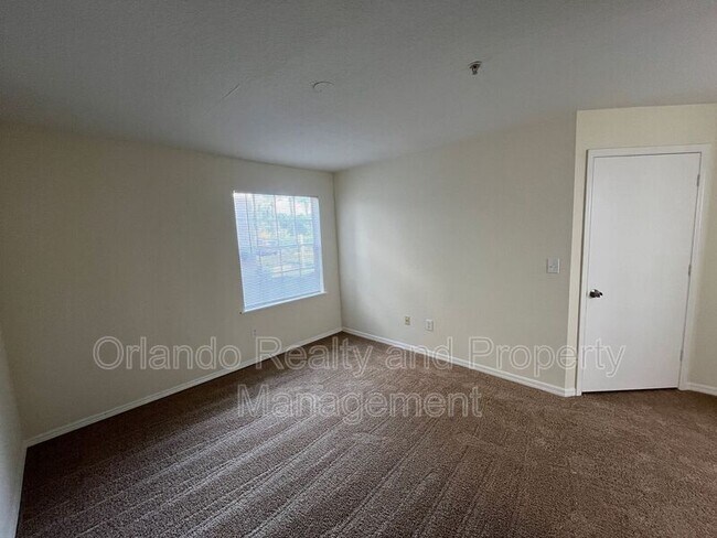 Building Photo - 7360 Westpointe Blvd