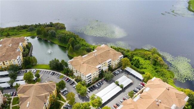 Building Photo - Beautiful WATERFRONT 3 bedrooms Condo located in MetroWest with ELEVATOR! Rare find!