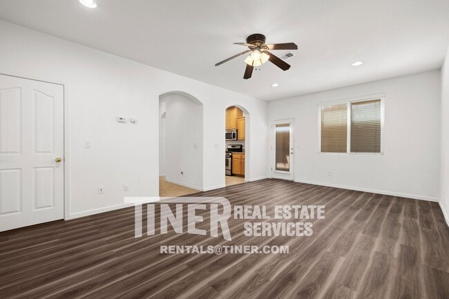 Building Photo - Beautiful North Natomas Home