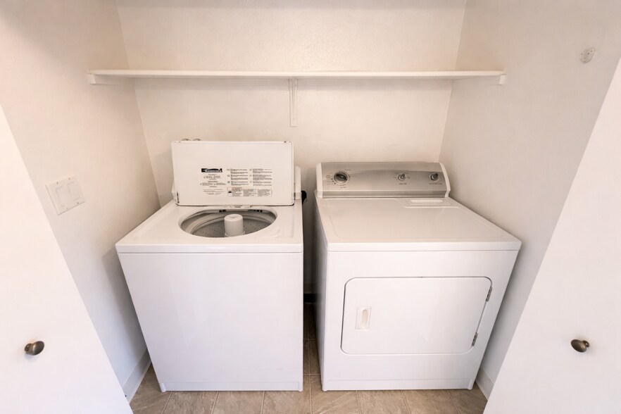 Building Photo - 86 Kingsgate Rd