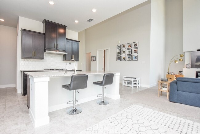 Building Photo - 8906 Luddenham Lilac Ln