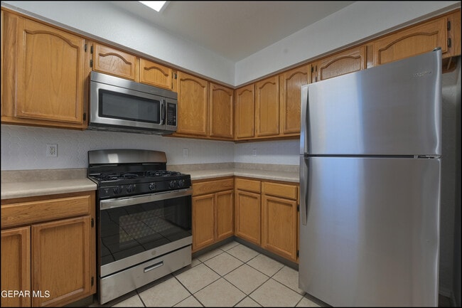 Building Photo - 6177 Snowy River Pl