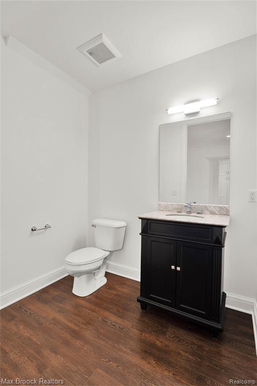 Building Photo - 431 S Eton St