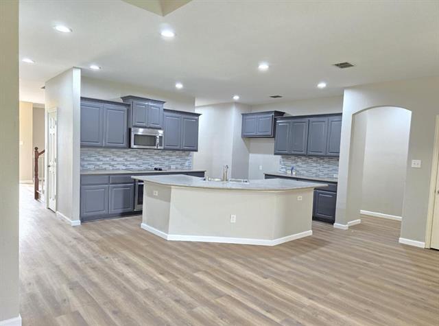 Building Photo - 5916 Summerwood Dr