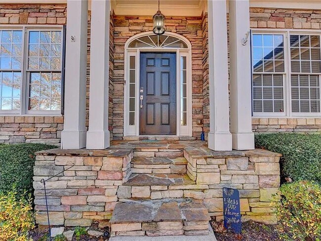 Building Photo - Spacious 4BR House in Canton