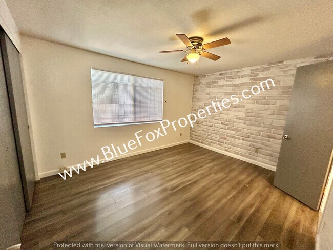 Building Photo - 1339 S Copias Way