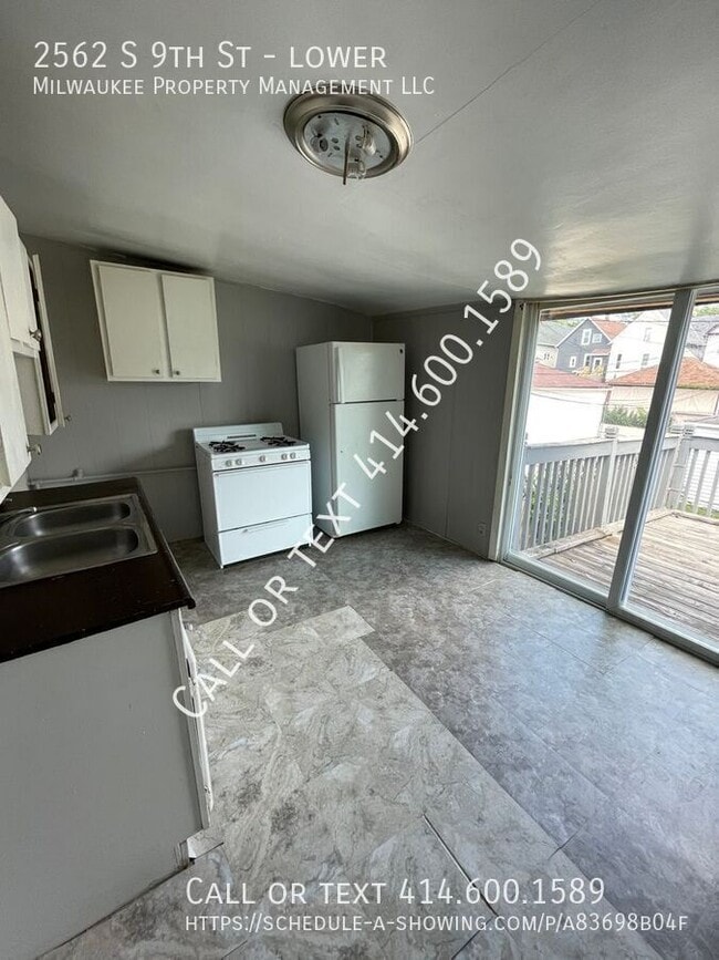 Building Photo - 2562 S 9th St