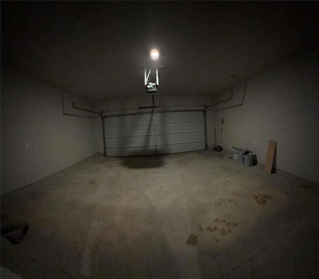 Building Photo - 104 Osier Pass