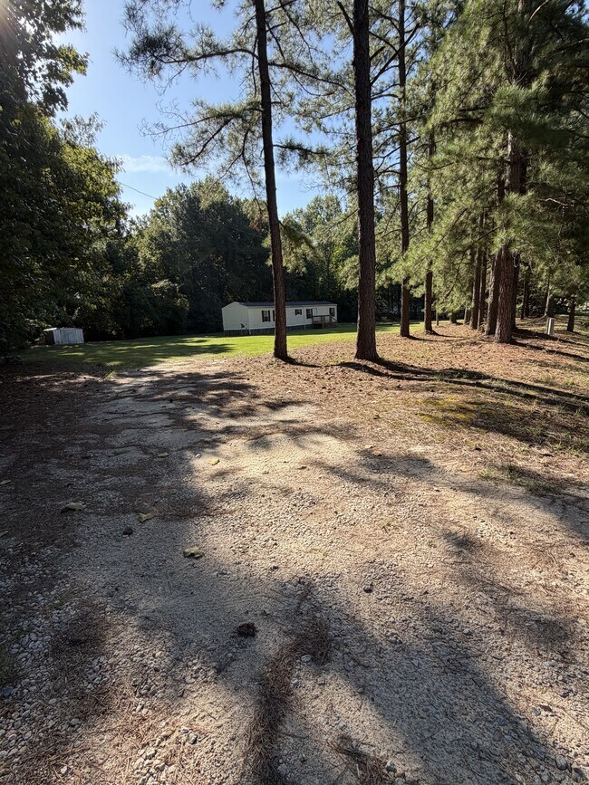 Building Photo - 5808 Applewhite Rd