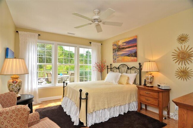 Building Photo - 6727 Evensong Ln