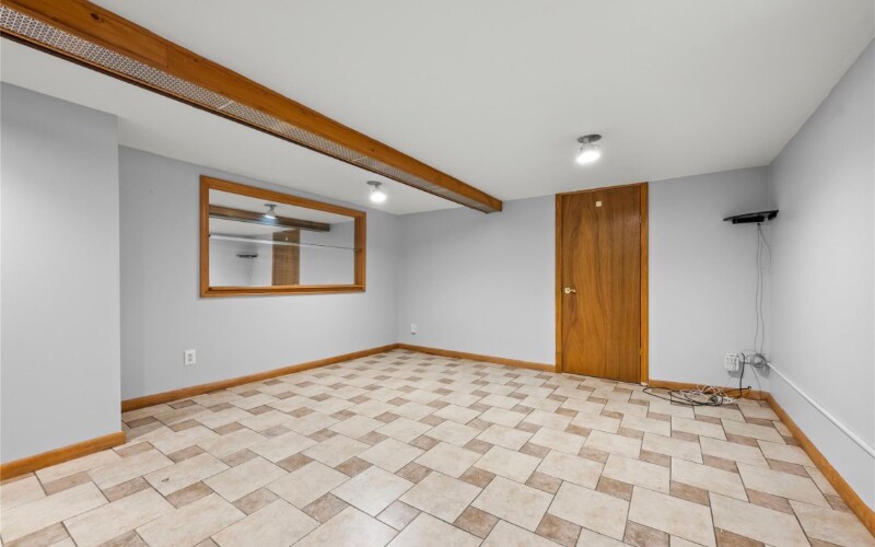 Building Photo - 244-39 89th Ave