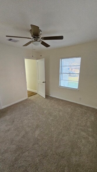 Building Photo - 6806 Jay St