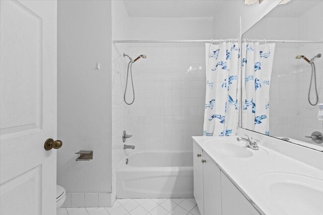 Building Photo - 1441 Cardinal Way