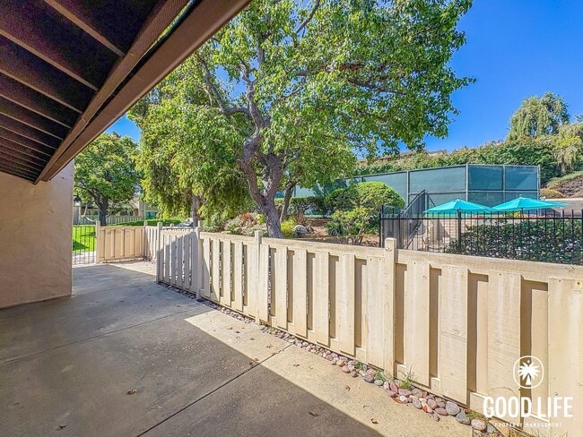 Building Photo - Spacious 3BD/2BA Home in Carlsbad with Community Pool, 2-Car Garage & In-Unit Laundry