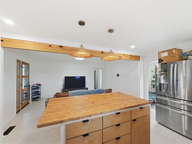 Building Photo - 2137 Lenamon Dr