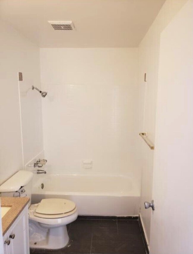 Building Photo - WVC 4Plex