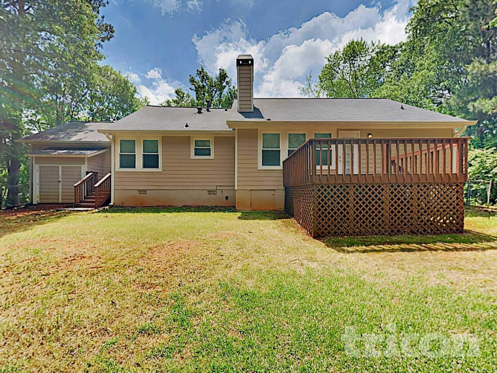 Building Photo - 105 Peach Pointe Dr