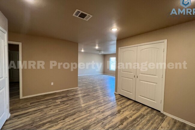 Building Photo - New Beginnings Start with AMRR: Charming 3-Bedroom House – Your Dream Home Awaits!
