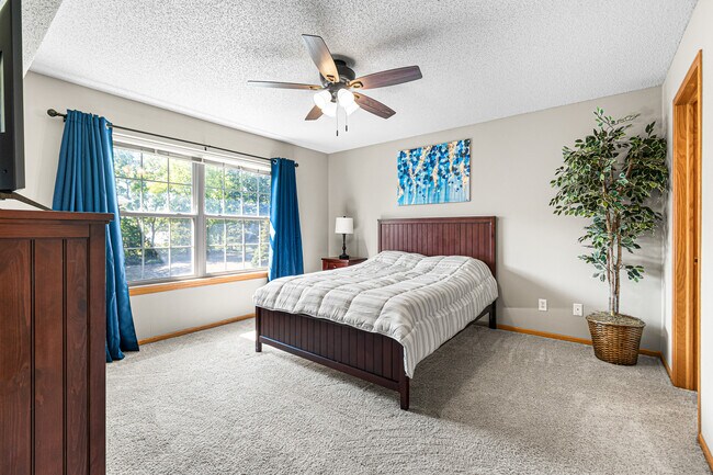 Master Bedroom - 120 Cherry Ct