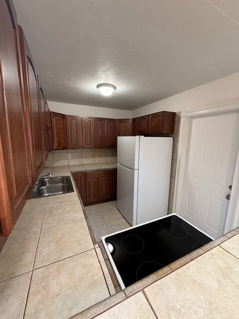 Building Photo - 1020 N 18th Ct