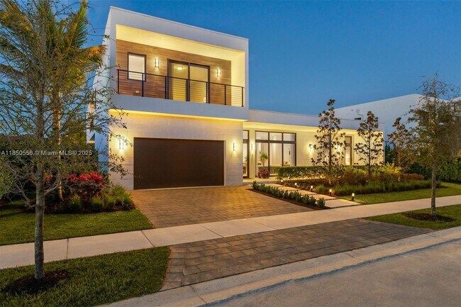 Building Photo - 16703 Botaniko Dr S