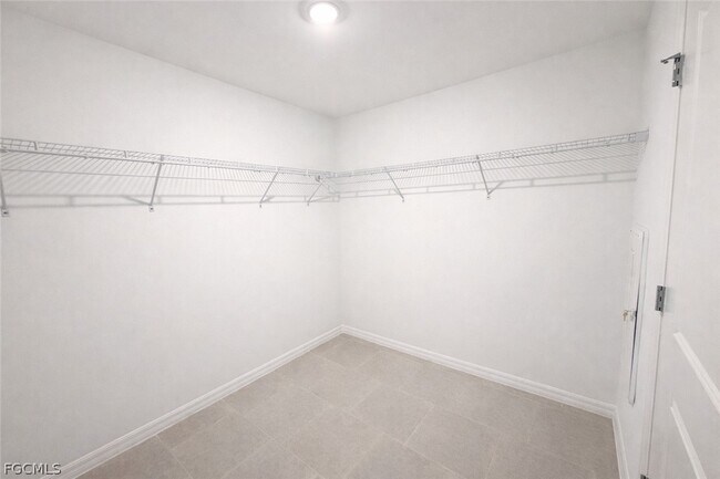 Building Photo - 17240 Cantu Ct