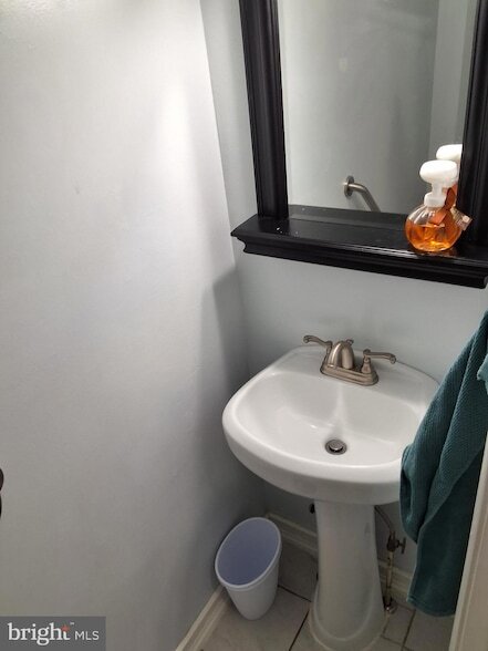 Building Photo - 19206 Esmond Terrace