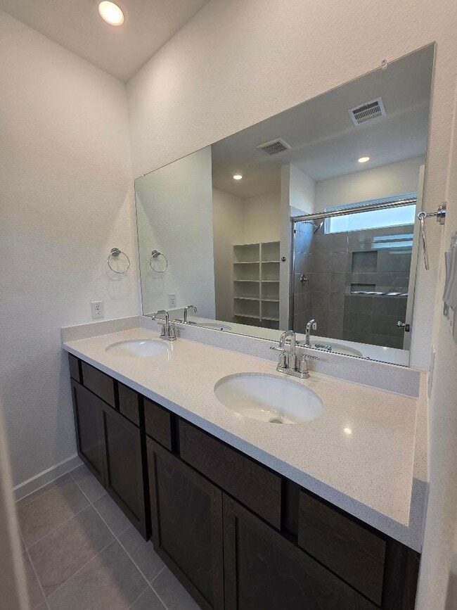 Building Photo - 18218 Hibiscus Crescent Ln