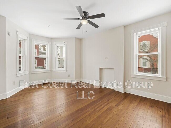 Building Photo - 1001 Pope Ave