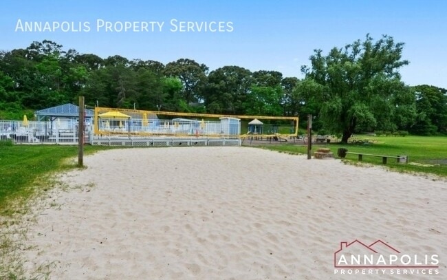Building Photo - 552 Benforest Dr
