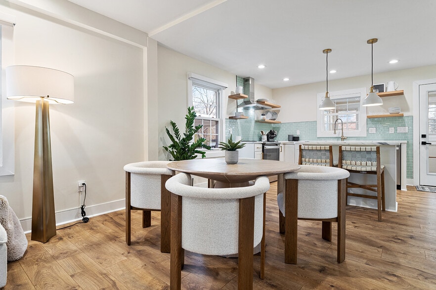 Dining Area & Kitchen - 4112 Saint James Church Rd