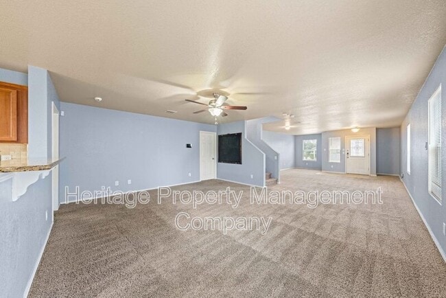 Building Photo - 915 Ridingate Farm