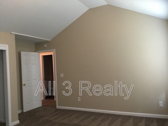 Building Photo - 4132 Ravenwood Ct