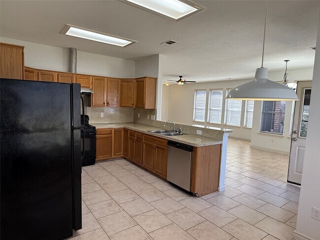 Building Photo - 2830 Burgess Hill Ct