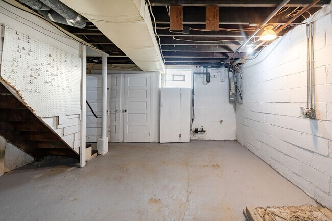 Building Photo - 1411 Brinton Rd