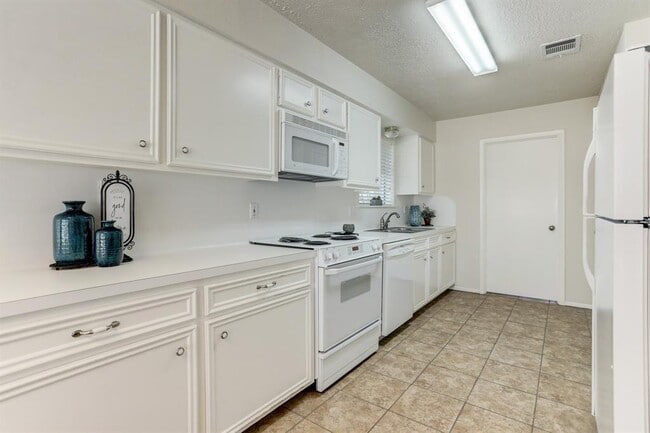 Building Photo - 11507 Wolf Run Ln